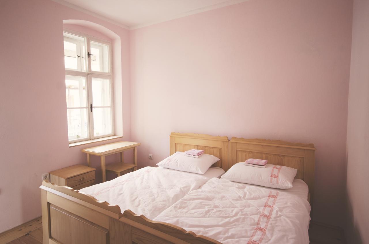 Bed and Breakfast Ethno&Coffee House Tulip à Glozan Extérieur photo