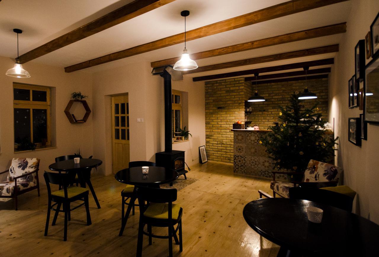 Bed and Breakfast Ethno&Coffee House Tulip à Glozan Extérieur photo
